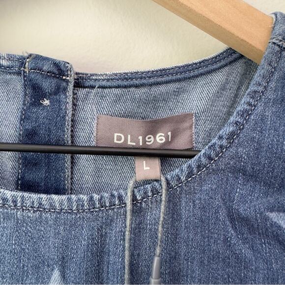 DL1961 Leah Top Sleeveless Top in Indigo Star Button Down Back Chambray Denim L - Picture 7 of 10